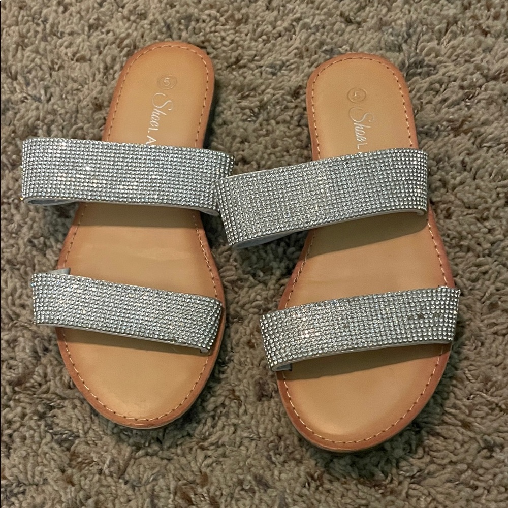 Rihnestone sandals size 5